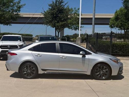 Classic Silver Metallic 2026 Toyota Corolla SE