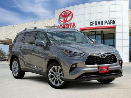 Metal 2025 Toyota Highlander Limited