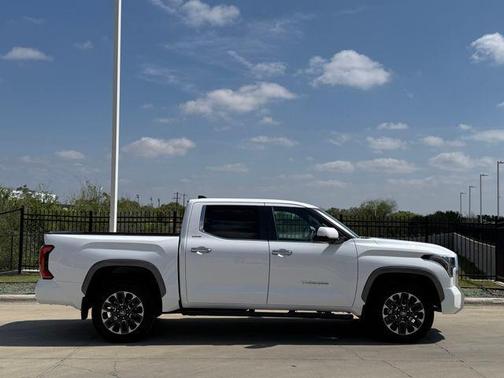Ice 2025 Toyota Tundra Limited