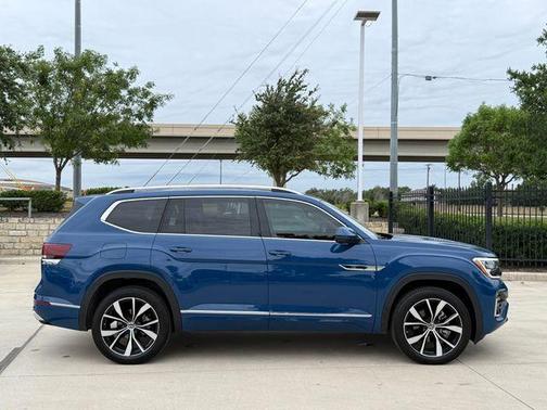 Mountain Lake Blue 2025 Volkswagen Atlas 2.0T SEL Premium R-Line