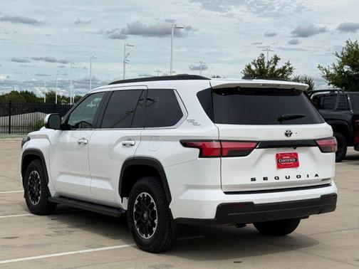 Ice 2026 Toyota Sequoia SR5