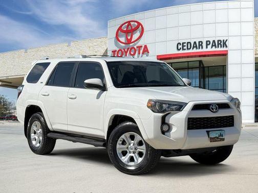 Super White 2018 Toyota 4Runner SR5