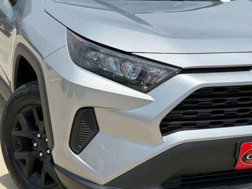 Silver Sky Metallic 2021 Toyota RAV4 LE