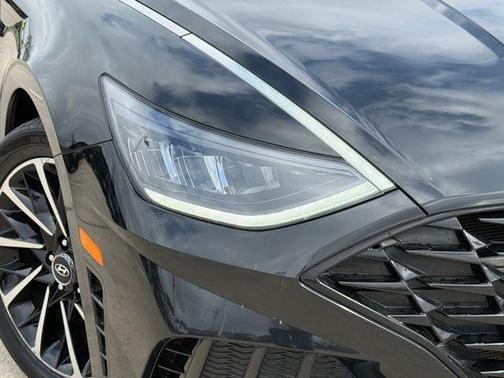 2020 Hyundai SONATA SEL Plus