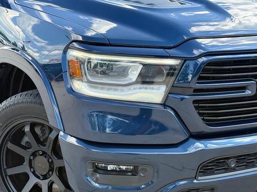 Patriot Blue Pearlcoat 2022 RAM 1500 Laramie