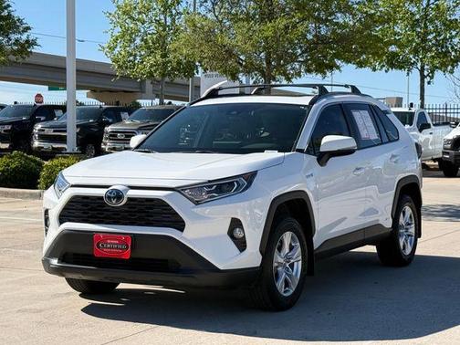 2021 Toyota RAV4 Hybrid XLE