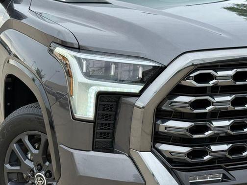 2024 Toyota Tundra Hybrid Platinum