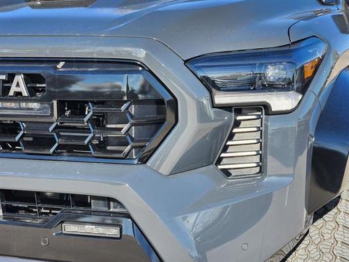 2025 Toyota Tacoma Hybrid TRD Pro