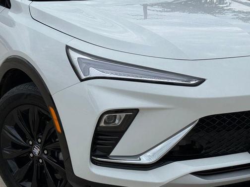 Summit White 2025 Buick Envista Sport Touring