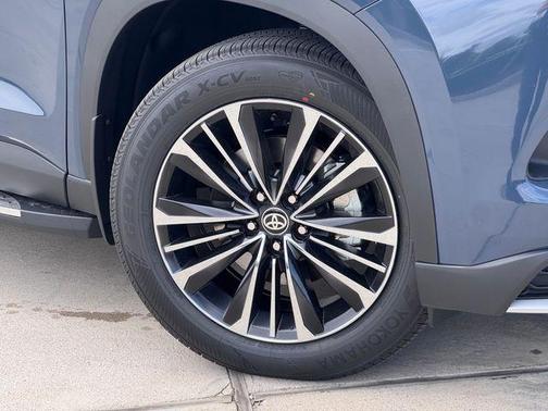 Cloud 9 White 2026 Toyota Grand Highlander Hybrid MAX Platinum