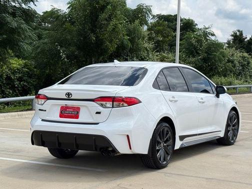 Ice 2026 Toyota Corolla SE
