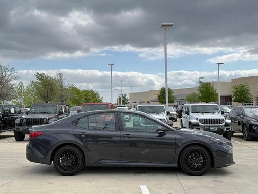 UNDERGROUND 2026 Toyota Camry LE