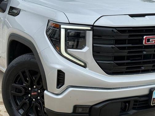 Quicksilver Metallic 2022 GMC Sierra 1500 Elevation
