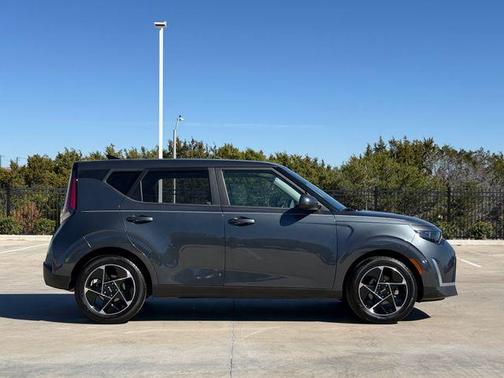 2023 Kia Soul EX