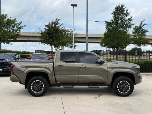Bronze 2024 Toyota Tacoma Hybrid TRD