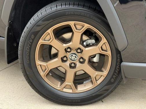 2023 Toyota RAV4 Hybrid Woodland Edition