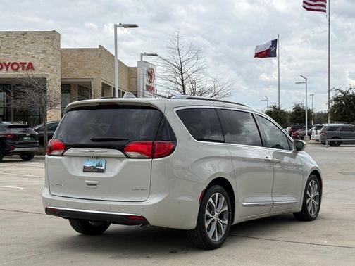2020 Chrysler Pacifica Limited