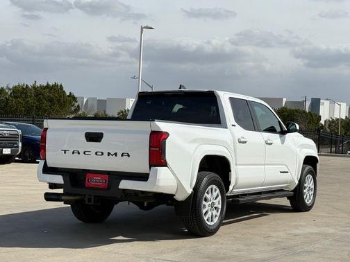 2024 Toyota Tacoma SR5