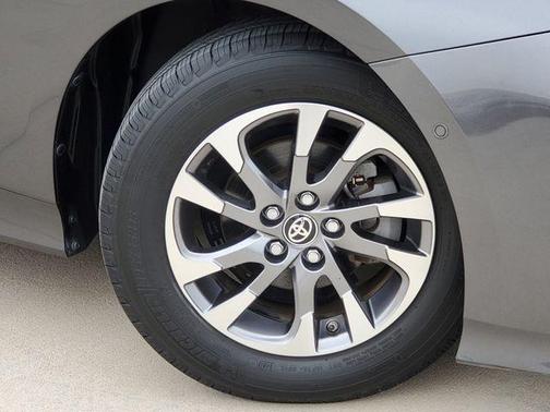 Magnetic Gray Metallic 2019 Toyota Prius Limited