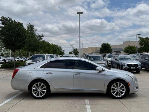 Radiant Silver Metallic 2014 Cadillac XTS Luxury