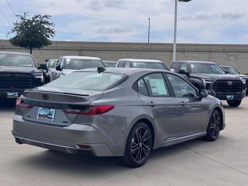 Metal 2026 Toyota Camry XSE