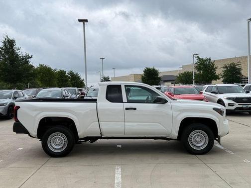 Ice 2024 Toyota Tacoma SR