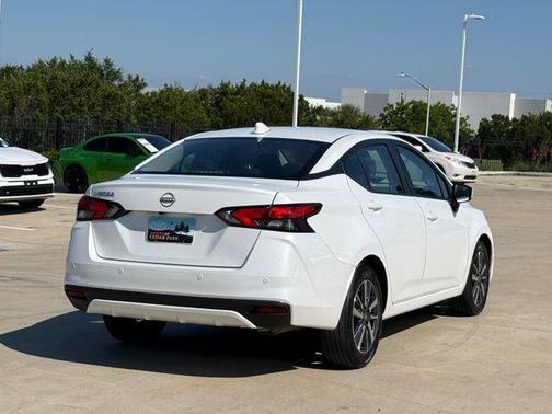 Aspen White 2025 Nissan Versa 1.6 SV