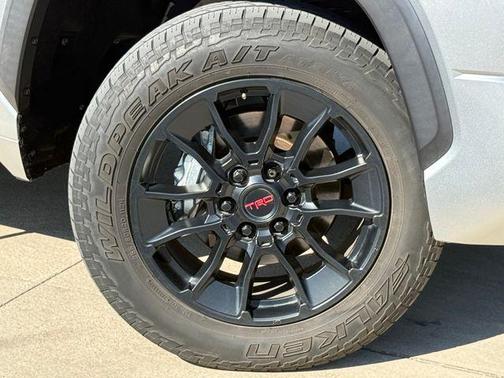 Celestial Silver Metallic 2022 Toyota Tundra SR5