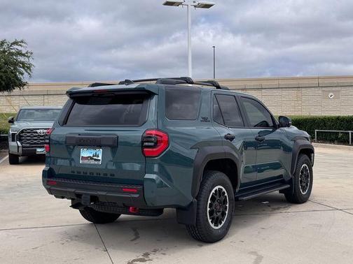 Everest 2026 Toyota 4Runner TRD Off Road Premium