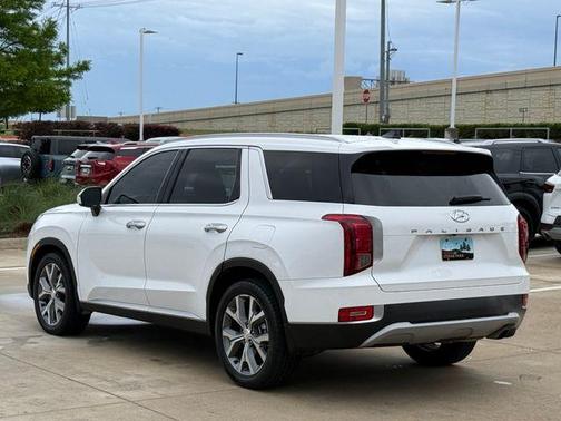 White 2022 Hyundai PALISADE SEL