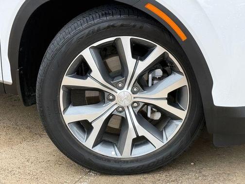 White 2022 Hyundai PALISADE SEL