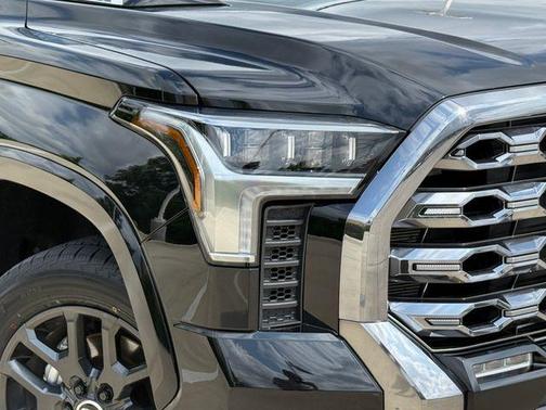 2024 Toyota Tundra Hybrid Platinum