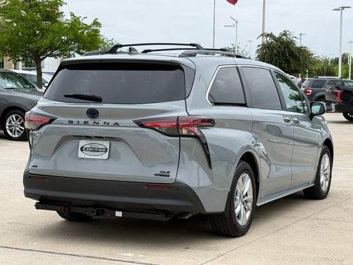 Cement 2022 Toyota Sienna XLE Woodland Edition