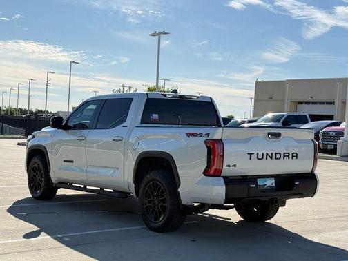 Pearl 2024 Toyota Tundra Limited