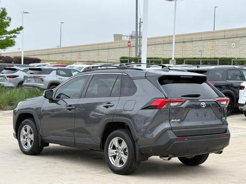 Magnetic Gray Metallic 2022 Toyota RAV4 XLE