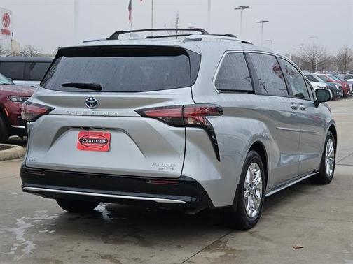 2022 Toyota Sienna Platinum 7 Passenger