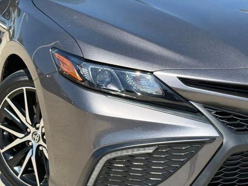 Predawn Gray Mica 2023 Toyota Camry SE
