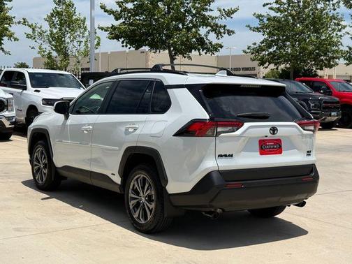 Wind Chill Pearl 2025 Toyota RAV4 Hybrid XLE Premium