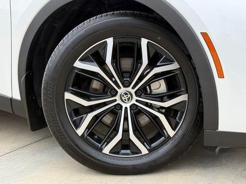 2023 Toyota Crown XLE