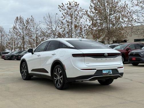 2023 Toyota Crown XLE