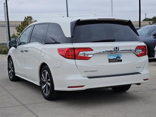 2019 Honda Odyssey Elite