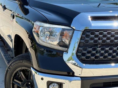 Midnight Black Metallic 2021 Toyota Tundra SR5