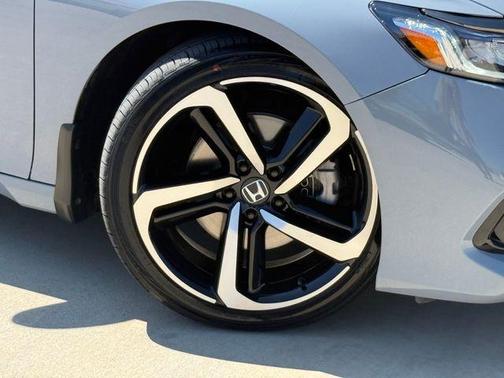 Sonic Gray Pearl 2022 Honda Accord Sport SE