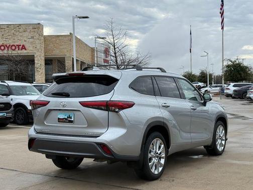 2023 Toyota Highlander Limited