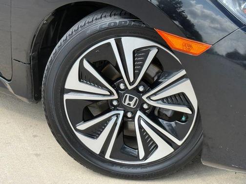 Crystal Black Pearl 2017 Honda Civic EX-L