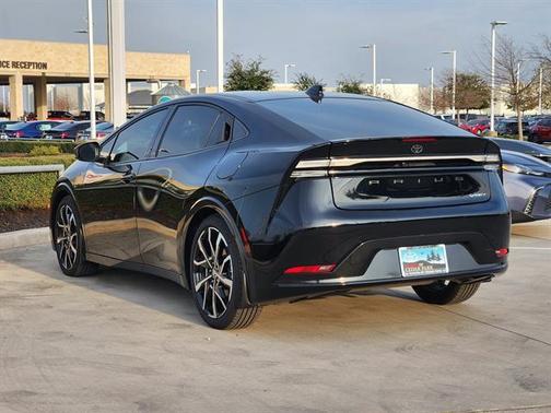 2025 Toyota Prius Plug-In Hybrid XSE