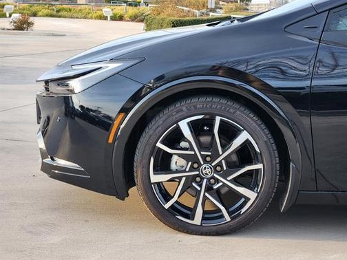 2025 Toyota Prius Plug-In Hybrid XSE