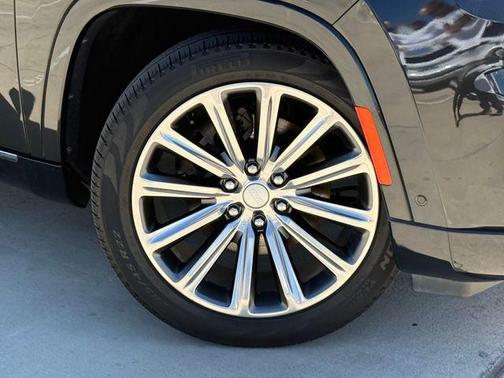 Rocky Mountain Pearlcoat 2023 Jeep Grand Wagoneer Series II