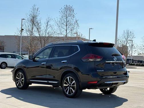 2020 Nissan Rogue SL