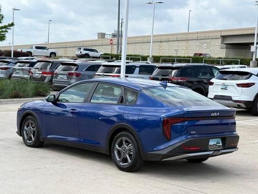 2025 Kia K4 